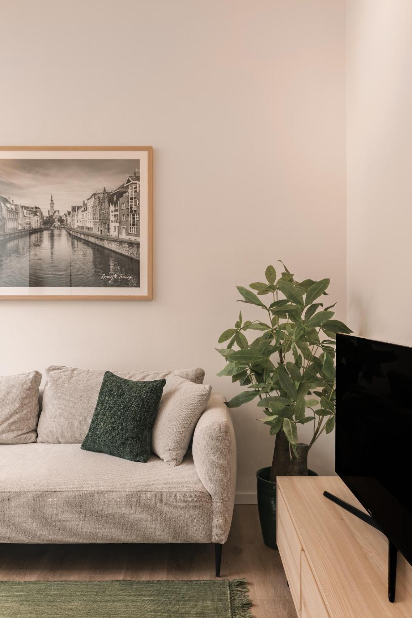 Highest Five By Romy&Travis Apartment Bruges Exterior photo